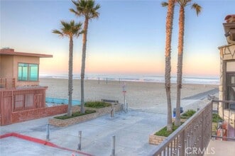 Building Photo - 6800 W Oceanfront