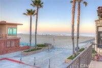 Building Photo - 6800 W Oceanfront