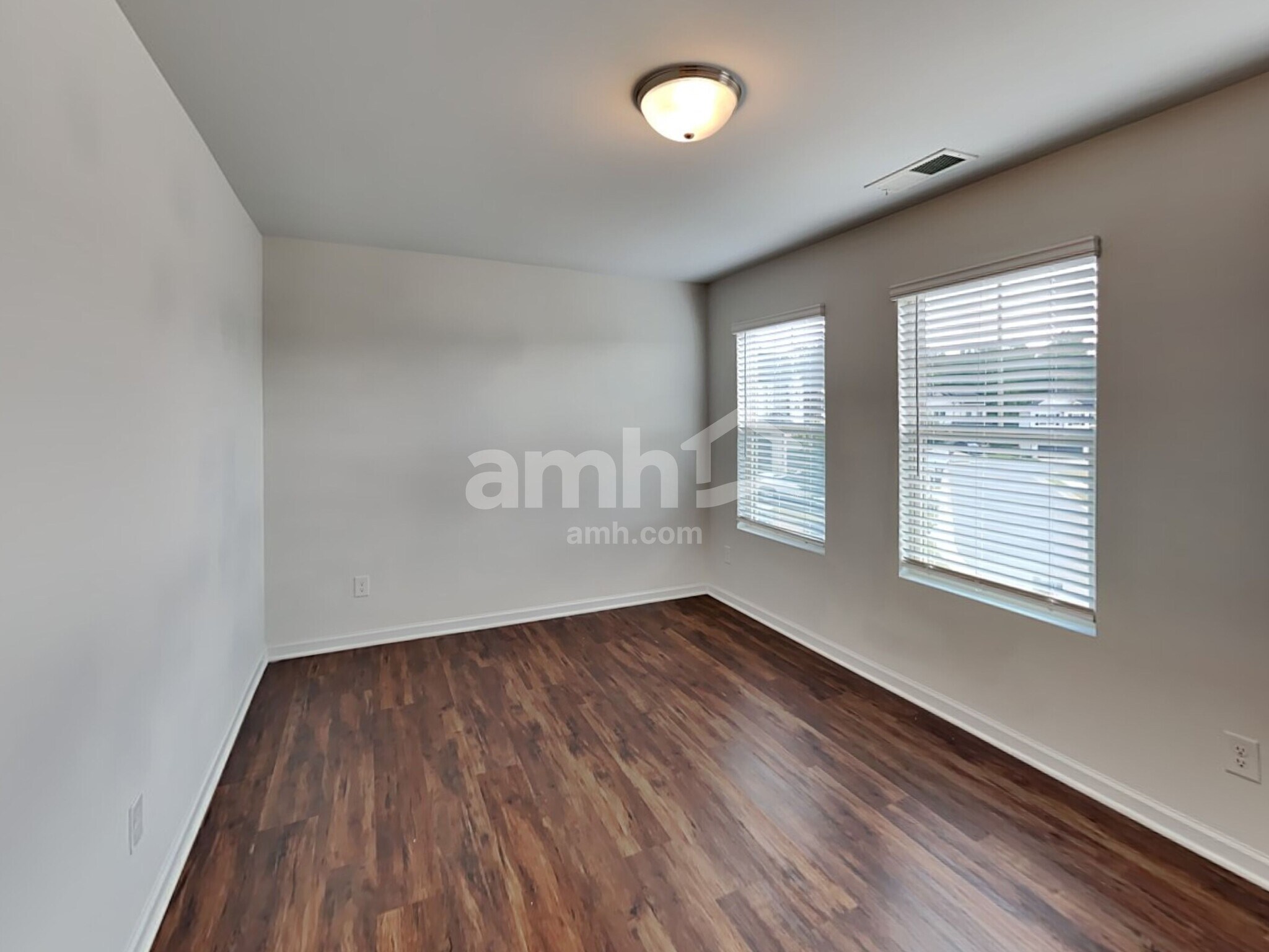 Building Photo - 356 Winston Cir