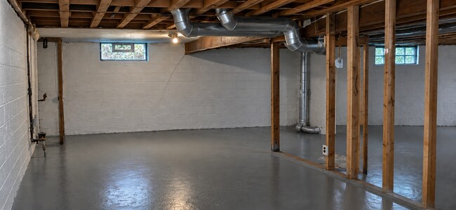 Building Photo - 27065 Princeton St