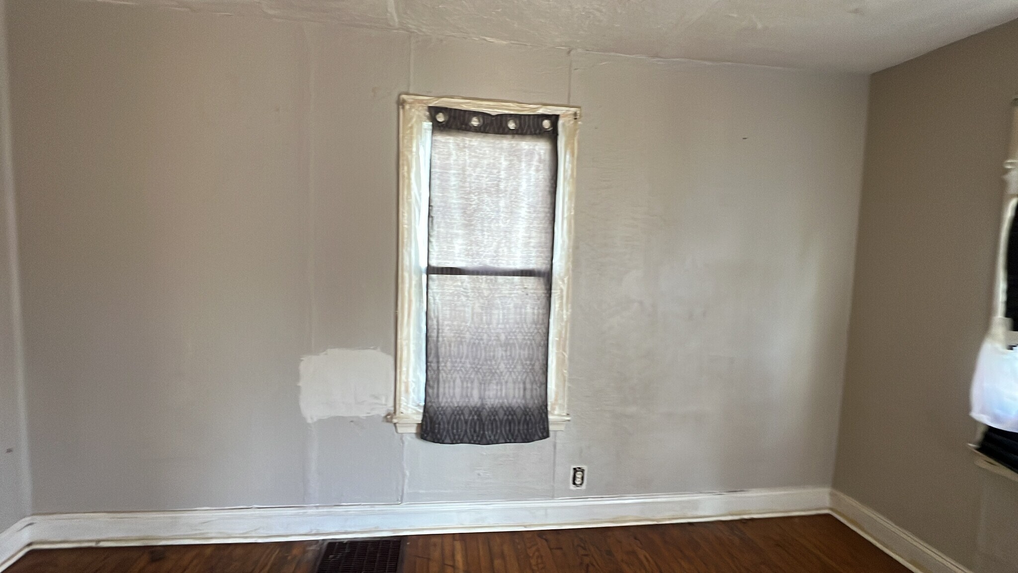 Building Photo - 10179 Mayfair Dr