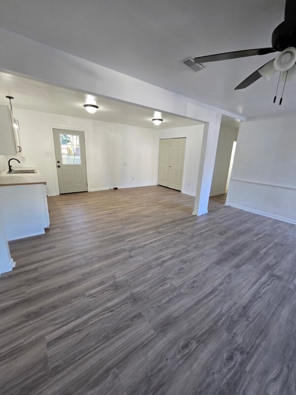 Building Photo - 368 Libby Ave