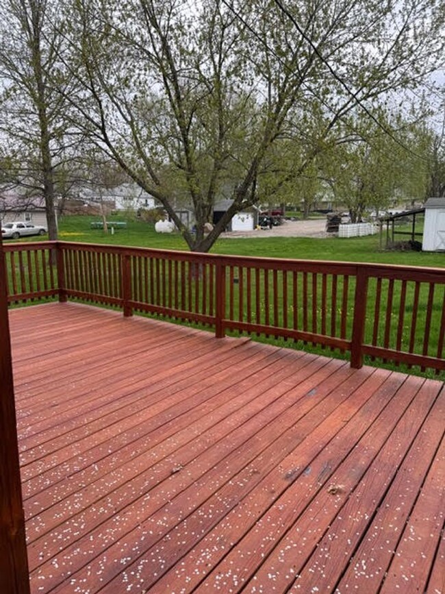 Building Photo - 3 Bedroom - Bloomfield