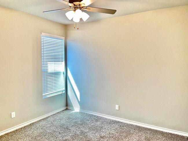 Building Photo - 7729 96th St