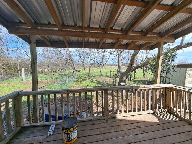 Building Photo - 208 S Andrews Dr