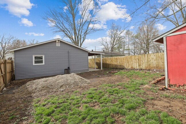 Building Photo - 5322 Newport Rd