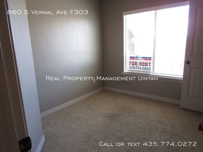 Building Photo - 3 Bed 2 Bath Apartment in Silver Pines