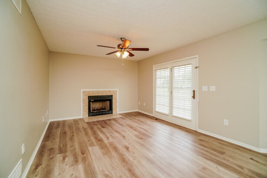 Building Photo - 3444 Trentshire Dr