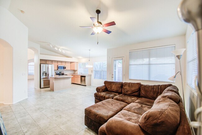 Building Photo - Lakewood 3 Bedroom for Rent!