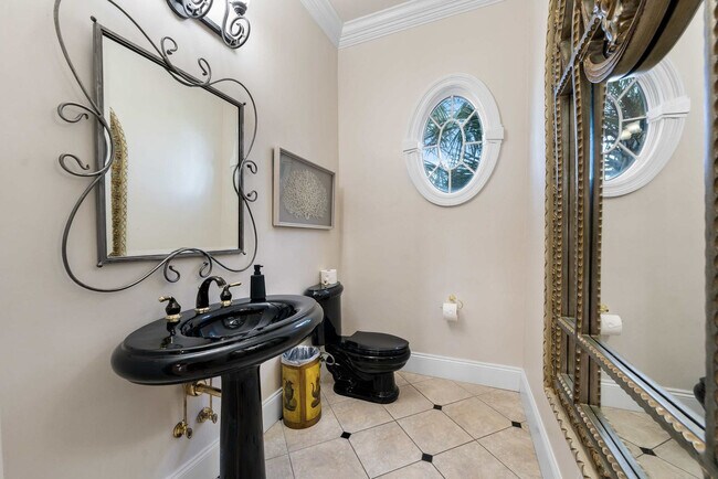 Building Photo - 3204 Sand Dollar Ln