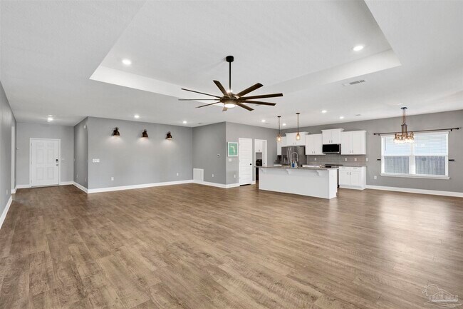 Building Photo - 7907 Majestic Cypress Dr