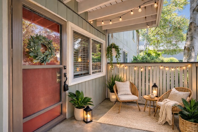 Building Photo - 413 Piccadilly Pl