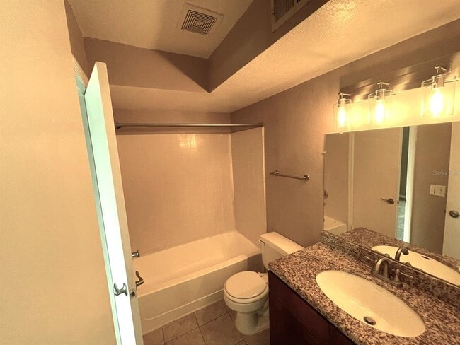 Building Photo - 5128 Conroy Rd