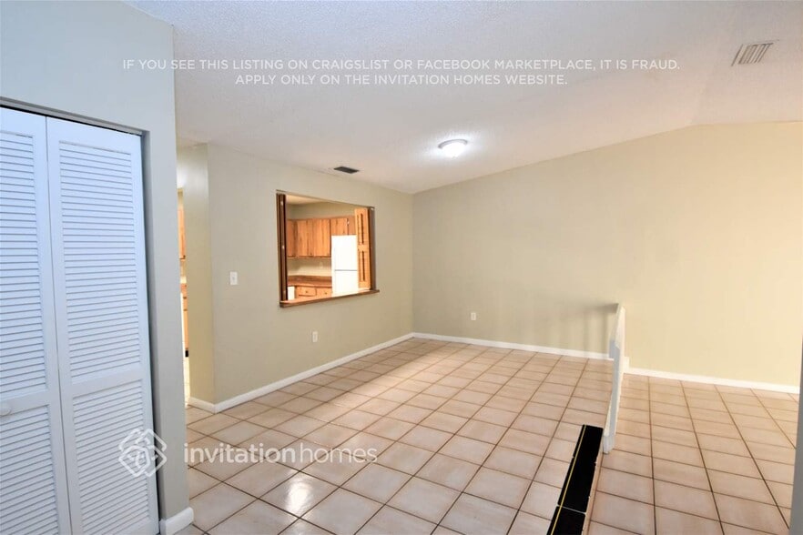 Building Photo - 11221 SW 117th Ct