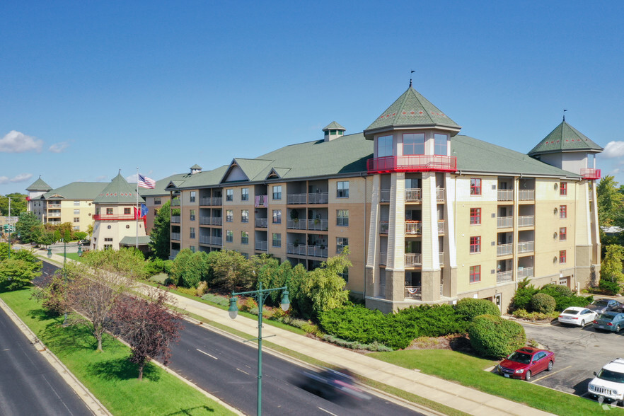 Building Photo - The Boardwalk