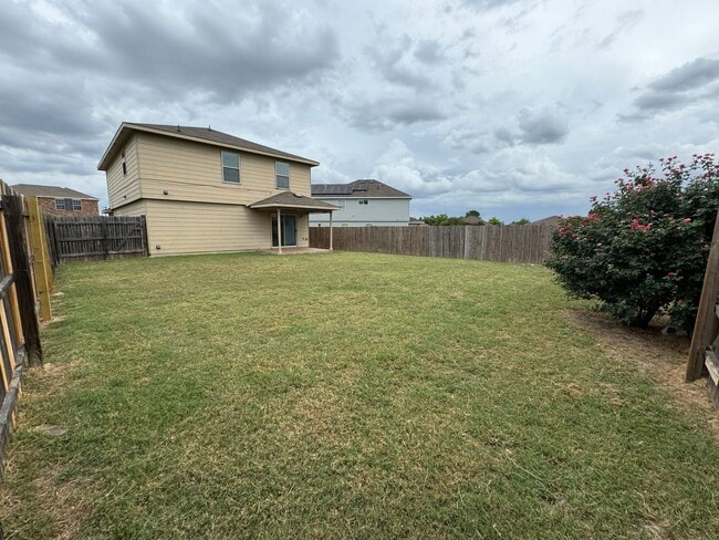 Building Photo - 813 Draco Dr