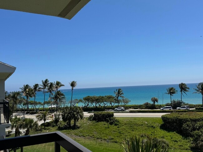 Building Photo - 101 S Seas Dr