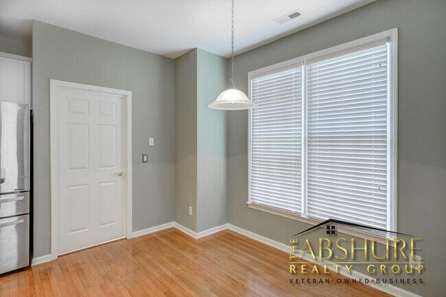 Building Photo - 9028 Stoney Run Dr