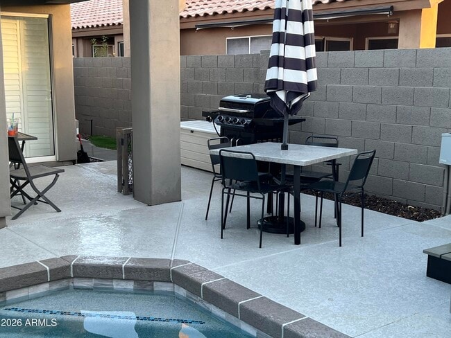 Building Photo - 4052 E Chaparosa Way