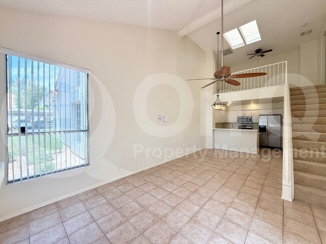 Building Photo - 1717 E Union Hills Dr