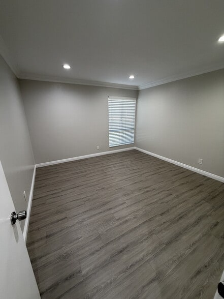 Building Photo - 838 Coriander Dr
