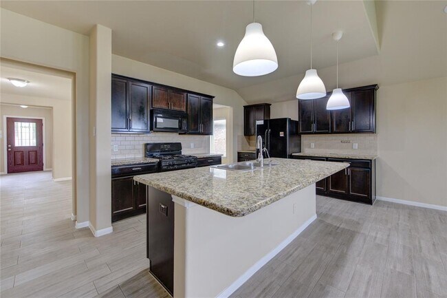 Building Photo - 17834 Royal Breccia Ln