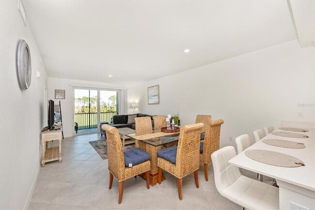 Building Photo - 12280 Wellen Golf St