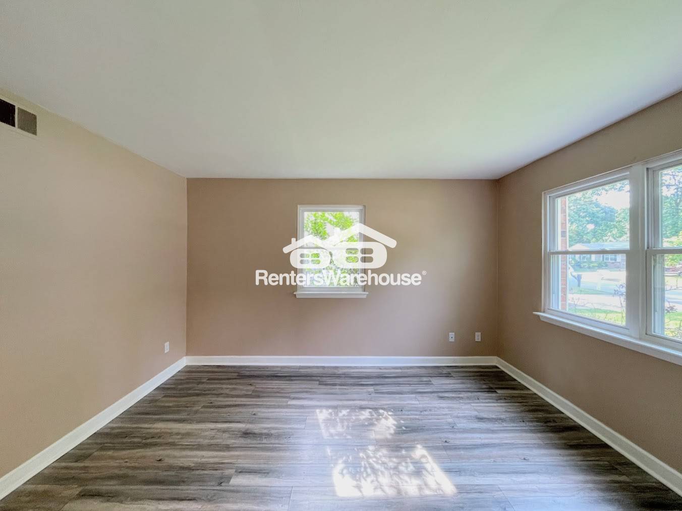 Building Photo - 5736 Avalon Woods Dr