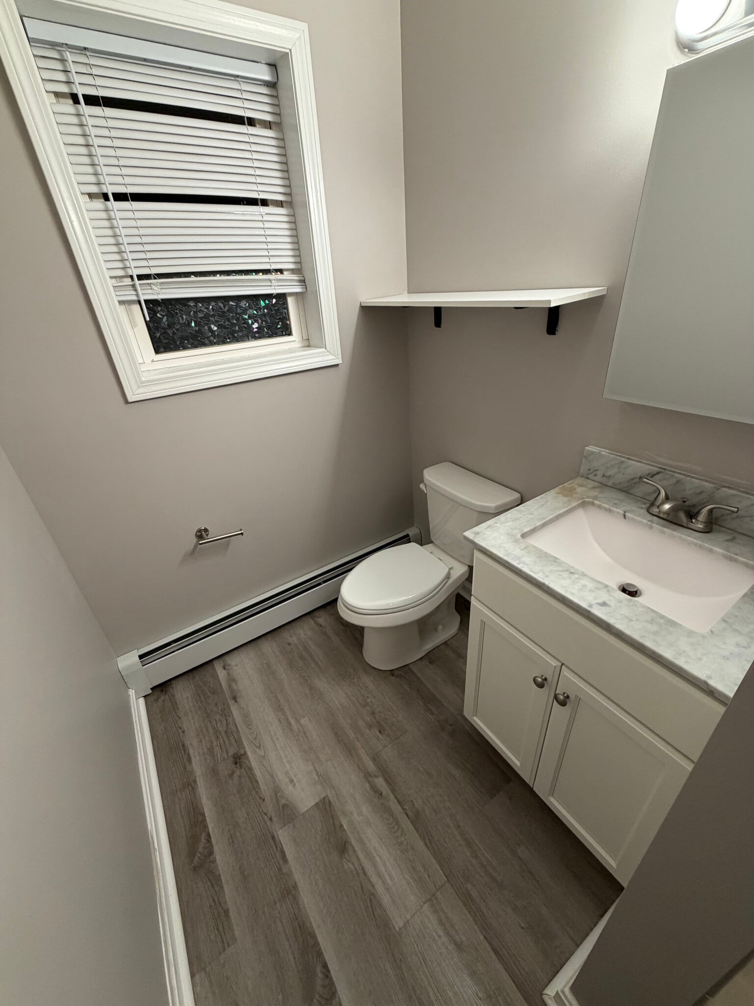 Building Photo - 406 N Broadway