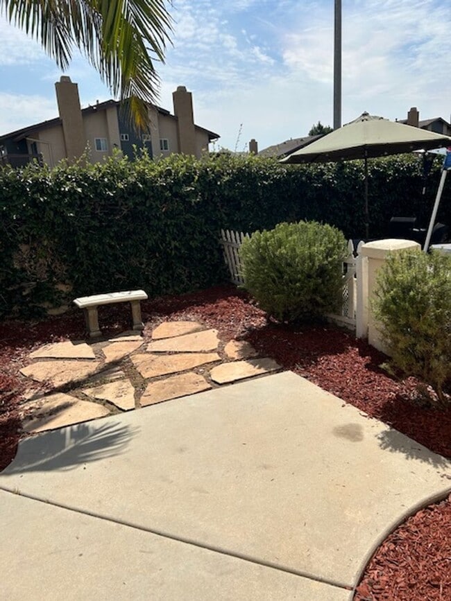 Building Photo - Beautiful 3bed/2bth in San Marcos!