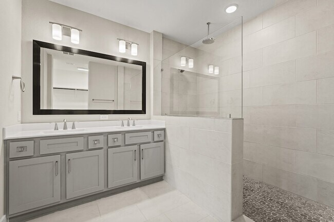 Building Photo - 10972 Hewitt Cliff Ln