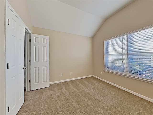 Building Photo - 2074 Longhunter Chase Drive