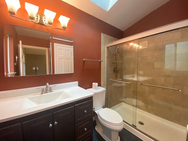 Building Photo - Great Home for rent