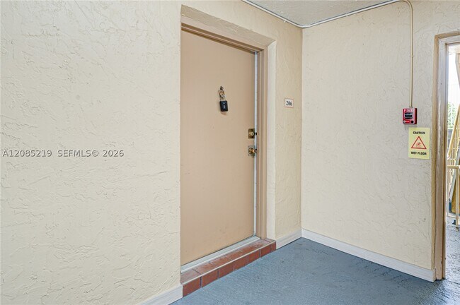 Building Photo - 5102 NW 79th Ave