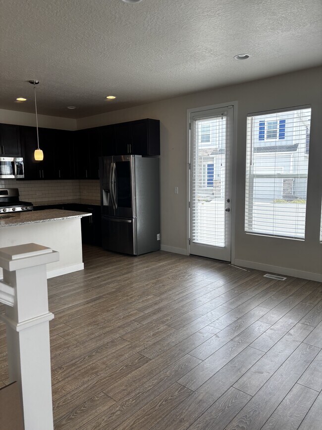 Building Photo - 4478 W 2550 N