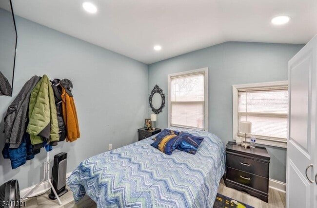 Building Photo - 376 Elmora Ave