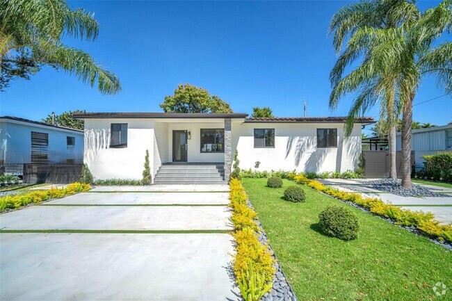 Building Photo - 8011 SW 18th Ter