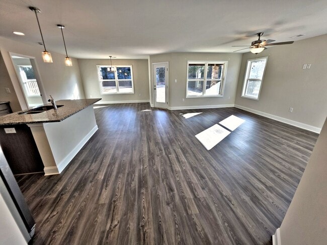 Building Photo - 3BR / 2BA House Decatur/Priceville