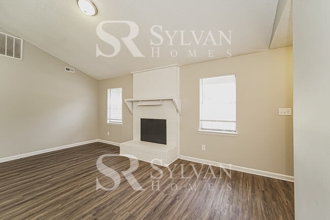 Building Photo - Life Just Got Better!