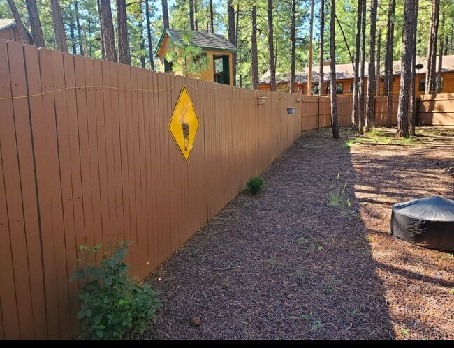 Building Photo - 7144 Moon Creek Cir