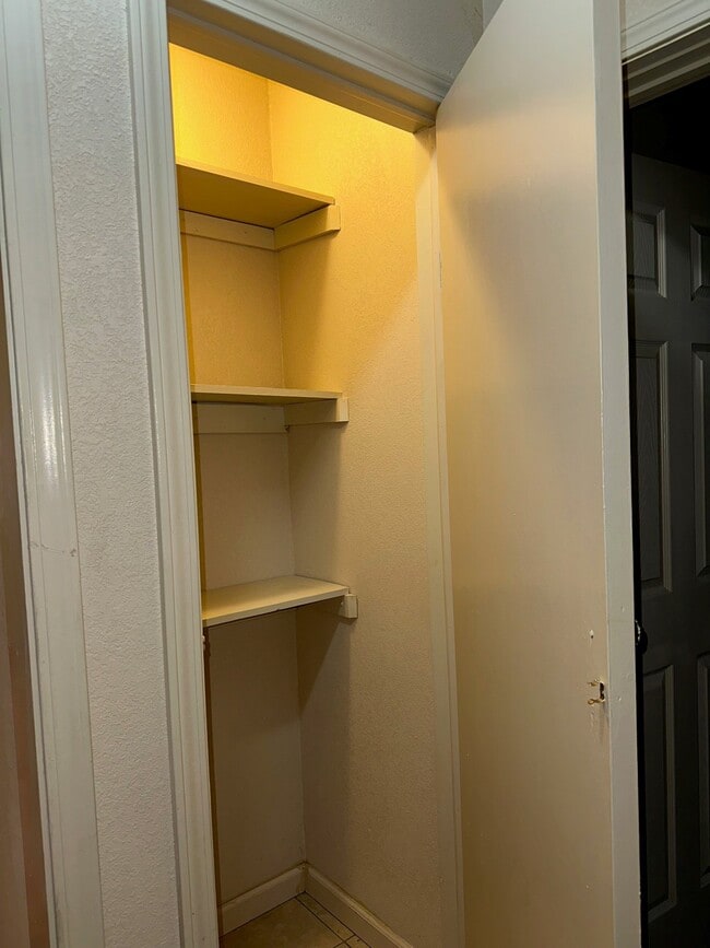 Building Photo - 1501 N Jackson St