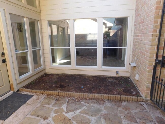 Building Photo - 4718 Blueberry Hill Dr