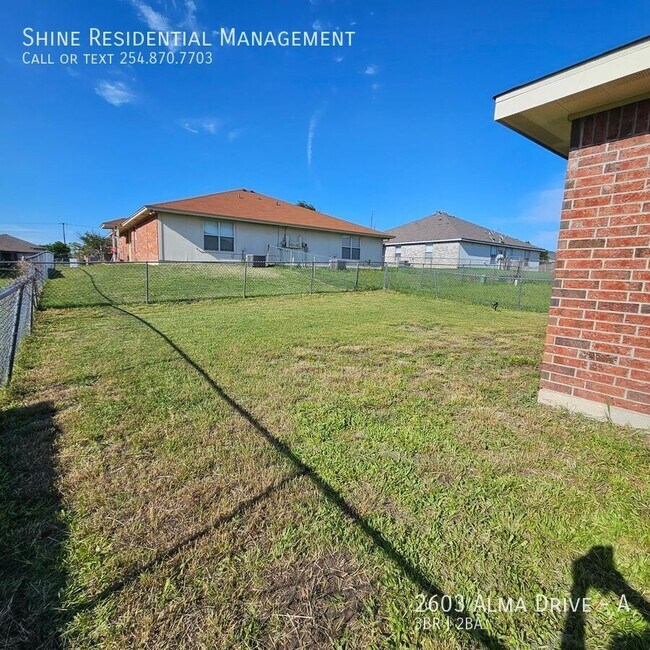 Building Photo - 2603 Alma Dr