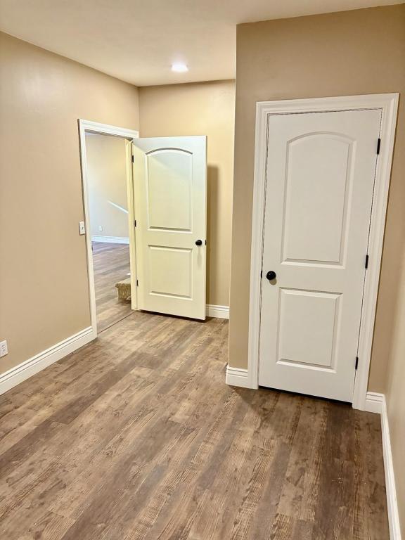 Building Photo - 2612 Eastview Dr