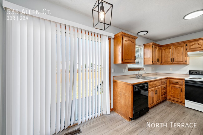 Building Photo - 535 Allen Ct