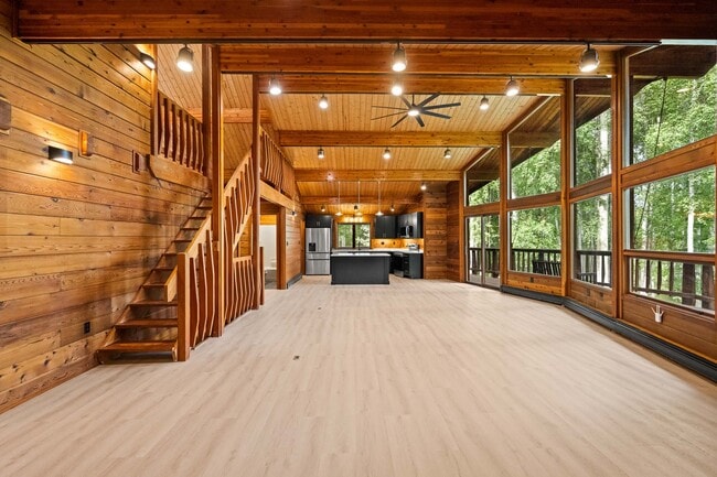 Building Photo - 726 Goldfinch Rd