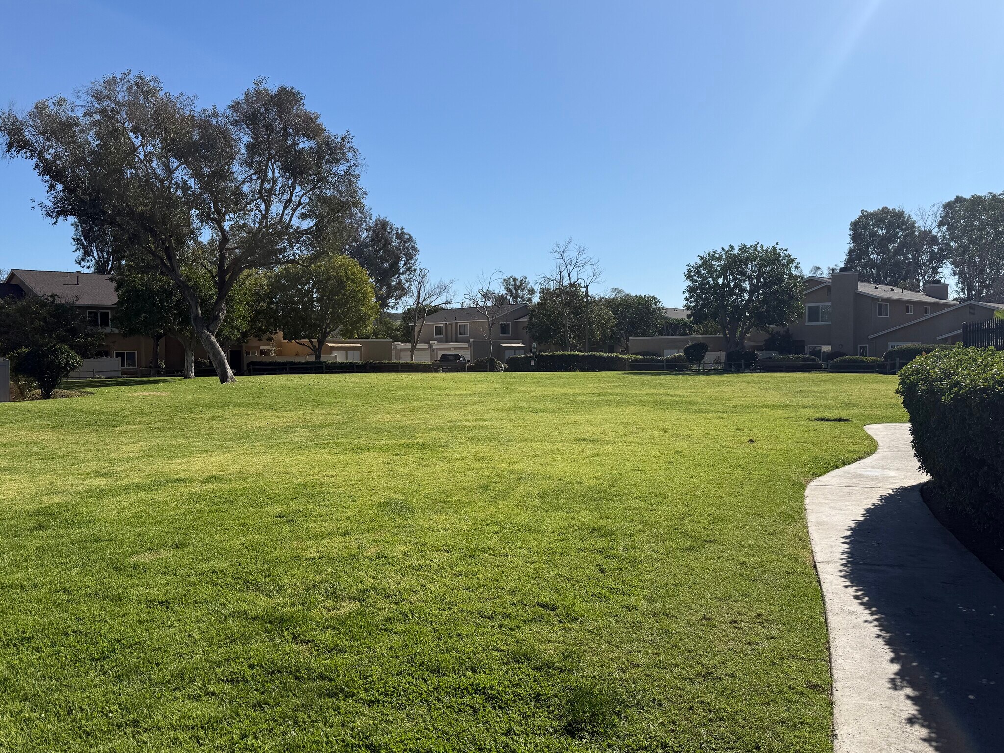 Building Photo - 13551 Comuna Dr