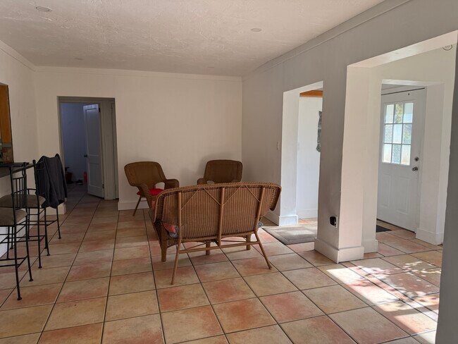 Building Photo - 451 NE 134th St