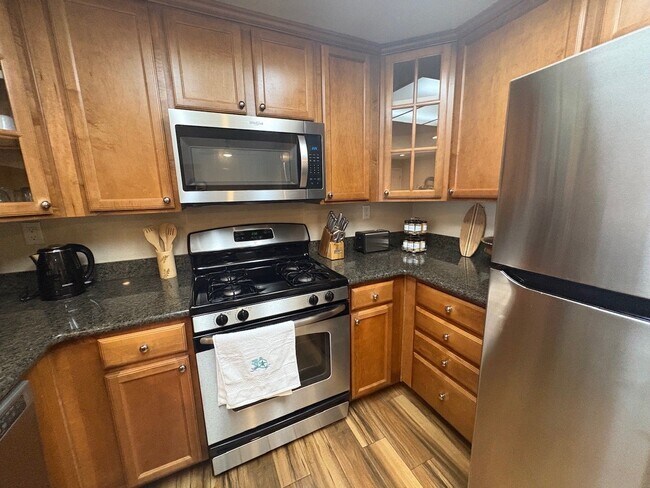 Building Photo - 3877 Pell Pl