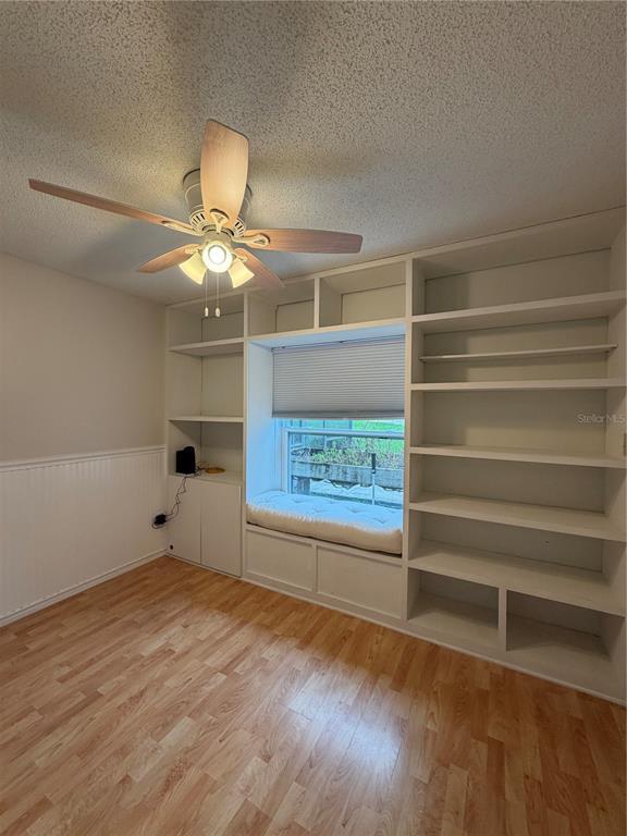 Building Photo - 3727 Dunwich Ave